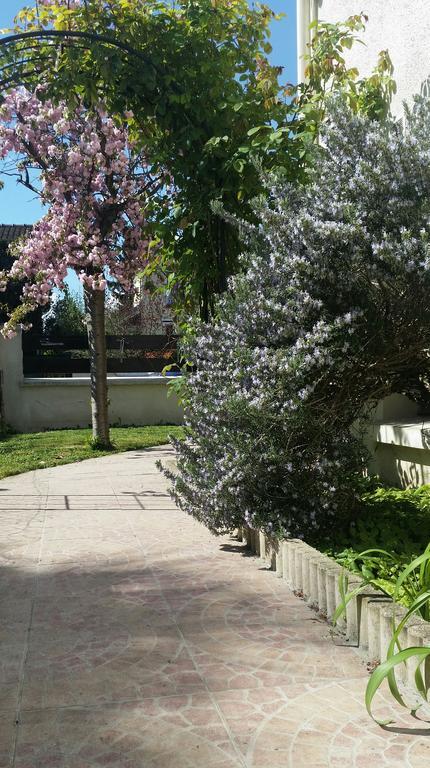 Chambre Avec Jardin Pierre Curie Bry-sur-Marne Kültér fotó