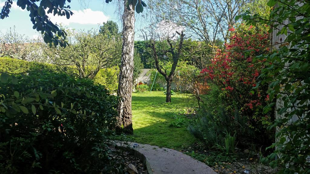 Chambre Avec Jardin Pierre Curie Bry-sur-Marne Kültér fotó